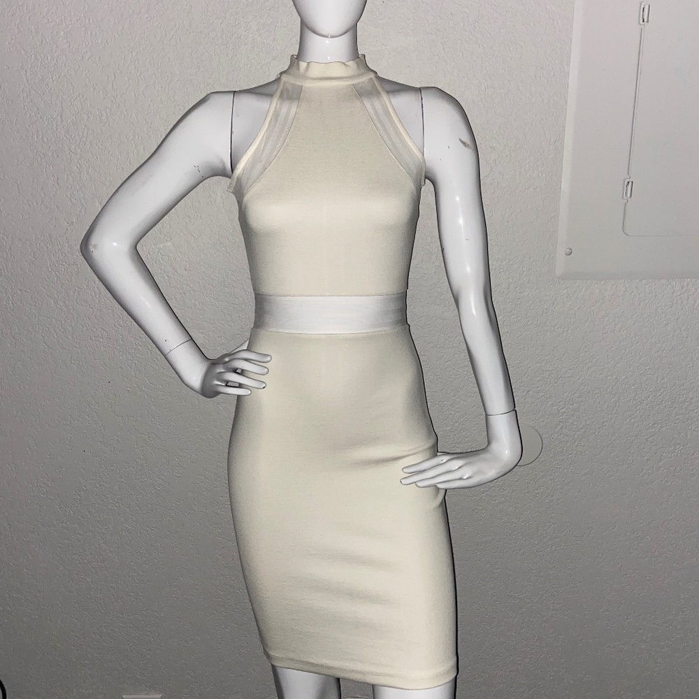 FRENCH CONNECTION- Bette White Jersey Dress